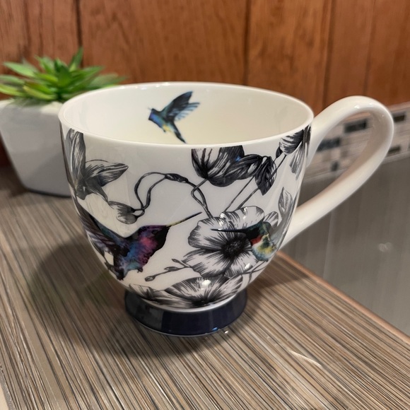 Portobello by Inspire Other - Portobello bone porcelain hummingbird coffee tea mug
